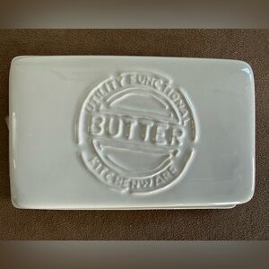 THE OLD POTTERY COMPANY Extra Large Butter Dish
